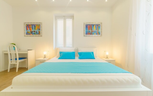 Dalmat Apartments