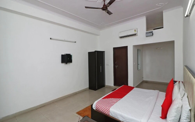 Hotel Virus Bistro By OYO Rooms