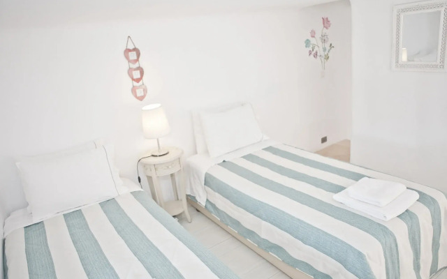 Niriides Homes & Villas