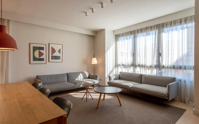 Jardinets De Gràcia by The 5ve Soul