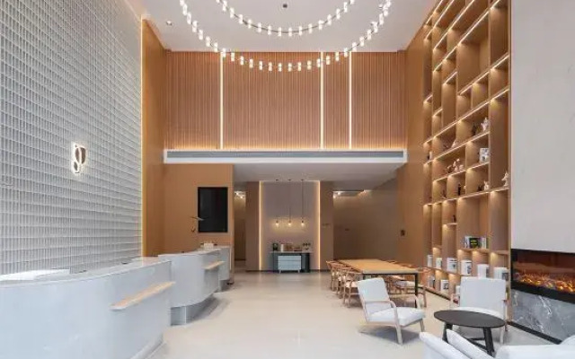 Country Inn & Suites by Radisson，Zhaoqing Sihui Dawang Square Hotel