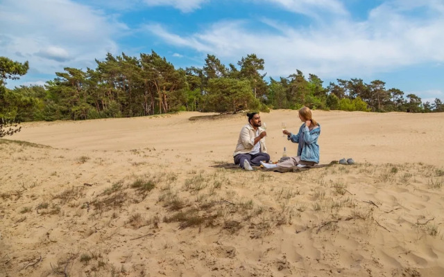 Comfortable Chalet Near Park De Veluwe