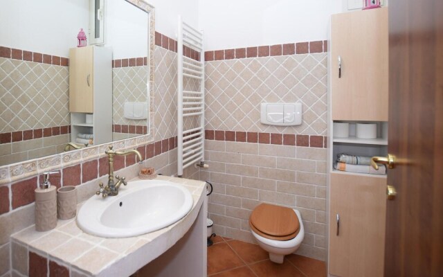 Beautiful Home in Civitavecchia With Sauna, Wifi and 6 Bedrooms