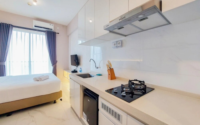 Cozy Living And Warm Studio Sky House Bsd Apartment