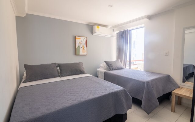 Penthouse con Piscina Privada El Laguito