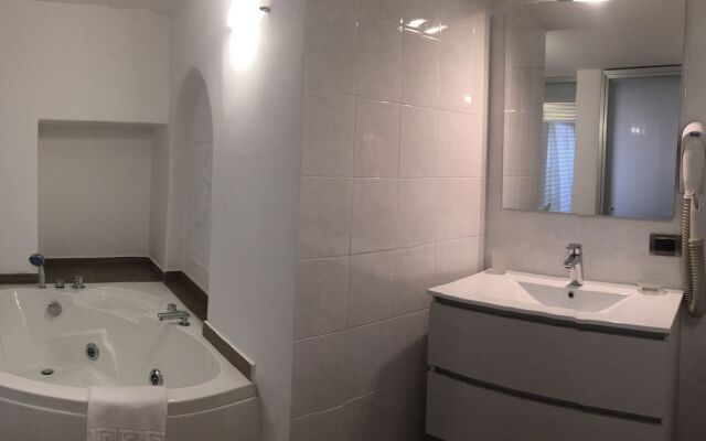 Capri Bougainville Luxury Boutique Hotel