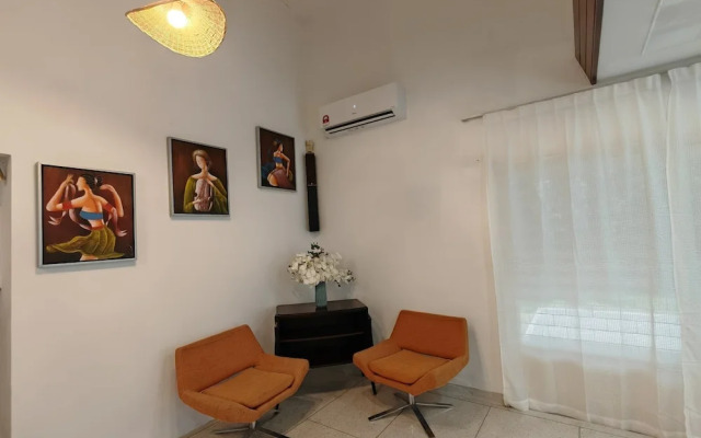 Taman Duta KL Deluxe Villa by uBook