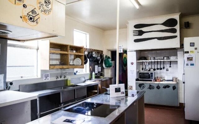 The Pickled Frog - Hostel
