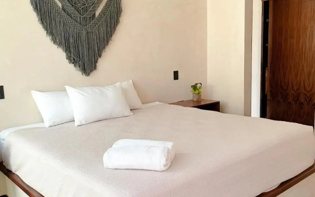 La Veleta Luxury Condos