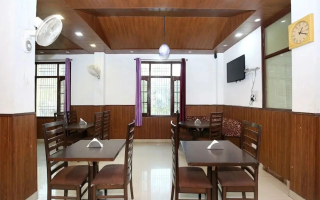 Black Pepper by OYO Rooms