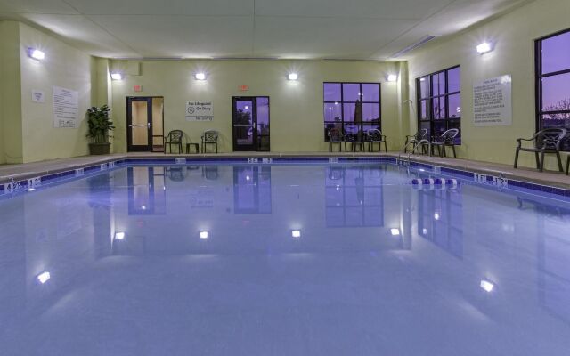 Hampton Inn & Suites Macon I-75 North