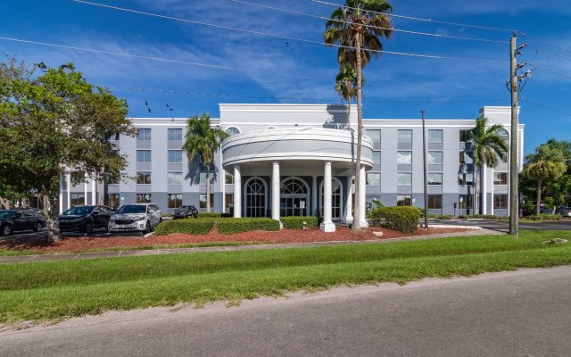 Best Western Fort Myers Inn & Suites