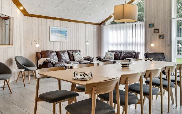 8 Person Holiday Home in Oksbol