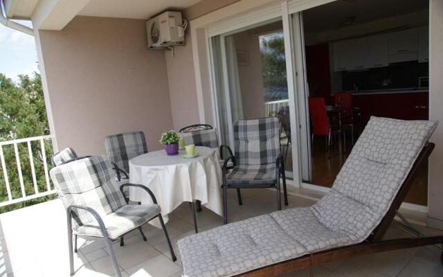 Apartment 2 Biba 41