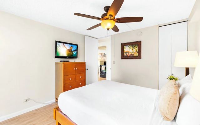 Pacific Monarch - 1 BR - Ocean & City Views