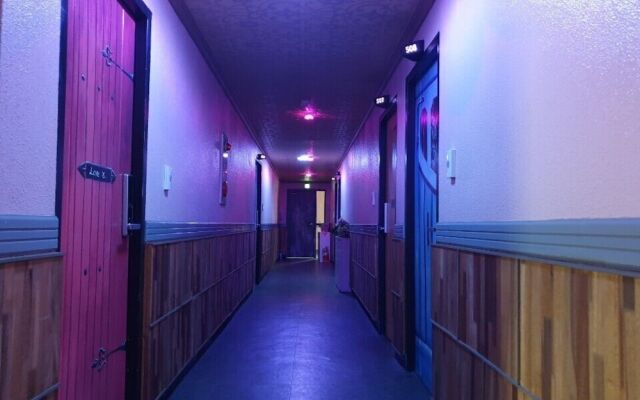 Hana Motel