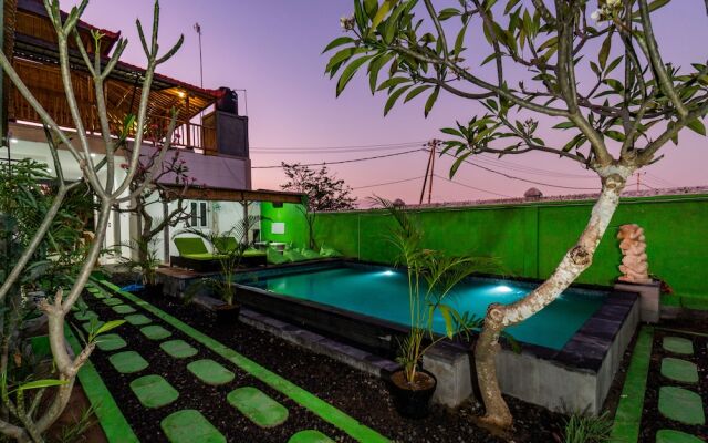 The Green Groves Hostel