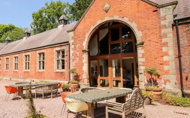 Chetwynd Lodge