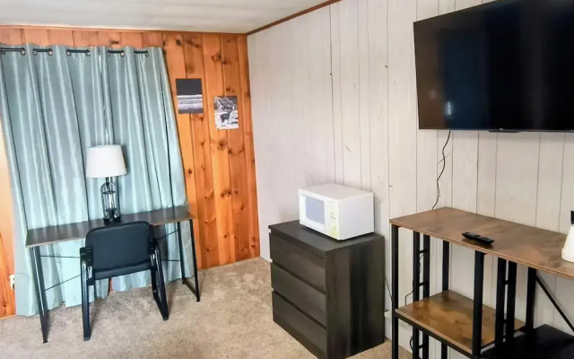 Big Sky Motel