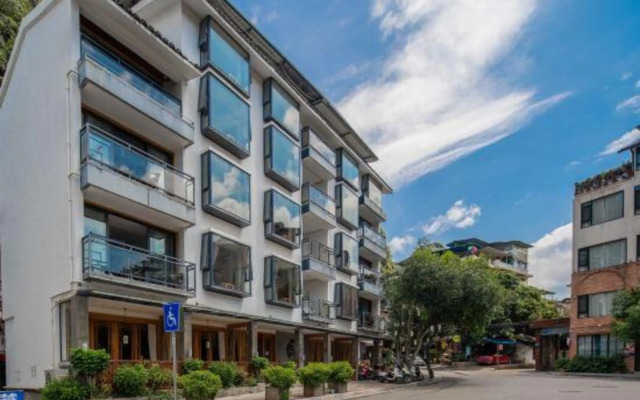 Yinshu Hotel (Yangshuo West Street)