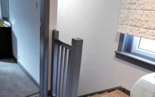 Burnbank House - Hamilton