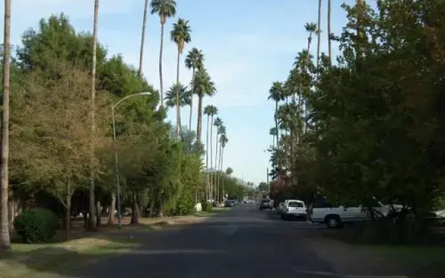 Raz Inn Central Phoenix