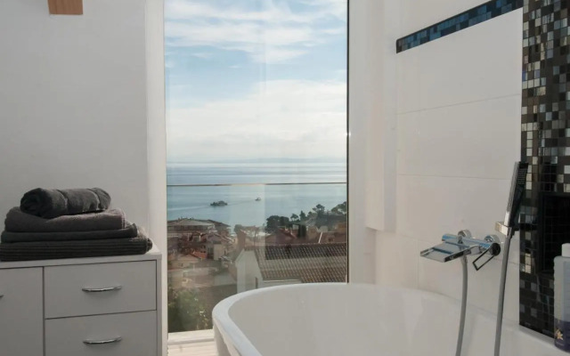 Beautiful View Apt 1