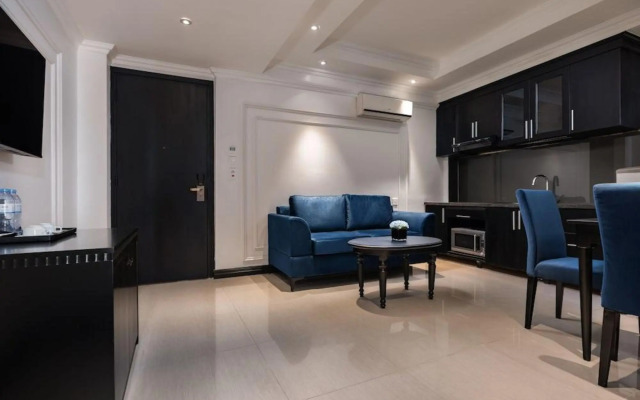 The Flower Boutique Hotel & Travel