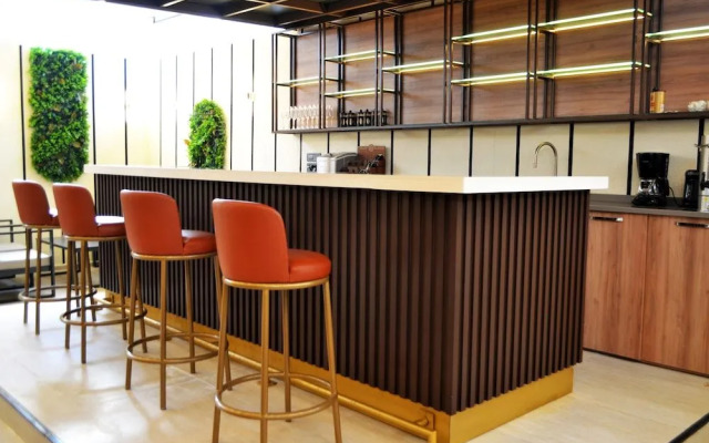Mellday Hotel