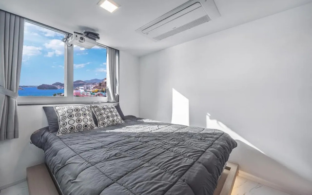 Yeosu Naegamumun Pension