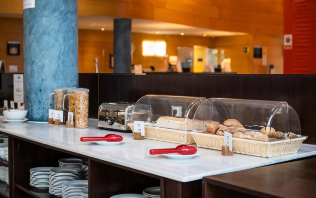 Holiday Inn Express Barcelona - Molins de Rei by IHG