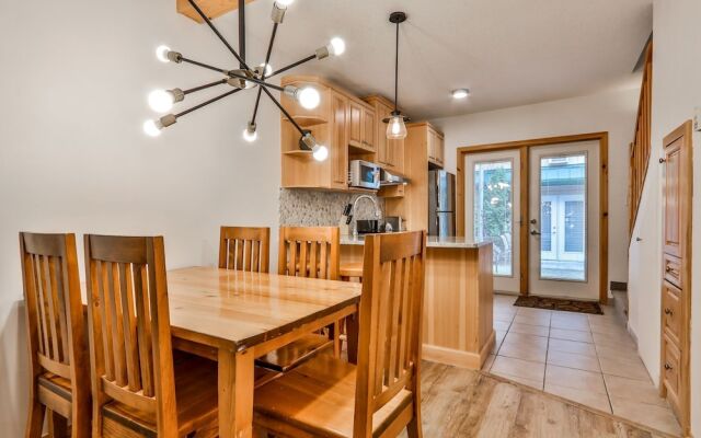 Mountain View Getaway