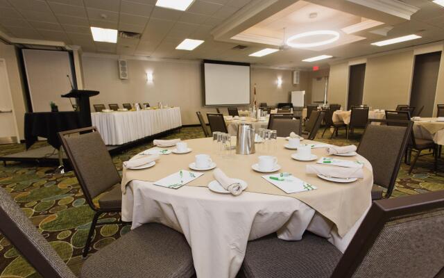 Holiday Inn Peterborough-Waterfront, ON, an IHG Hotel