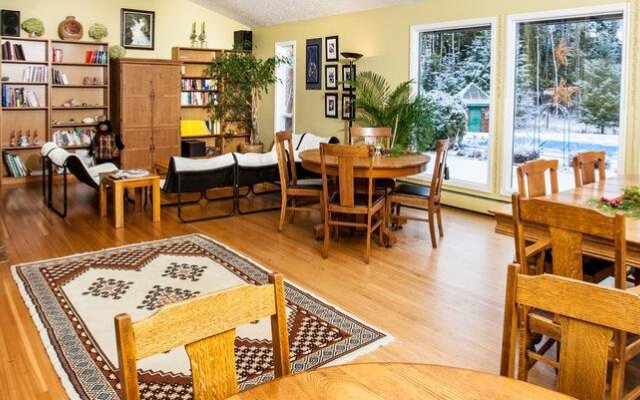 Mulvehill Creek Wilderness Inn