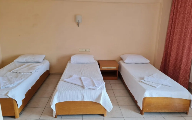 Caner Mountain Hotel