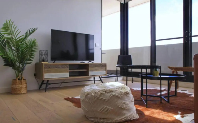 Unbeatable Water View