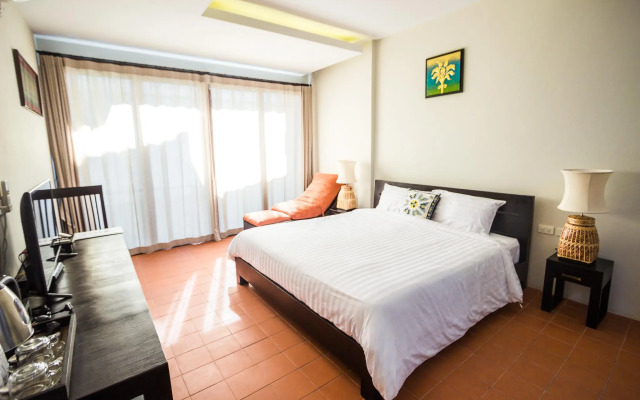Jamadevi Hotel