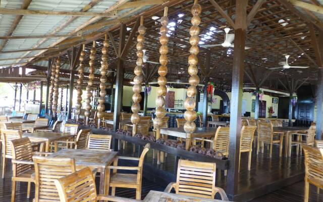 D' Coconut Pulau Besar Resort