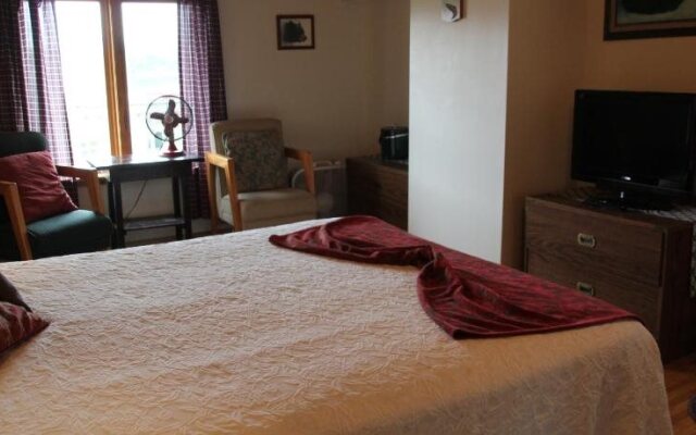 Green Highlander Lodge