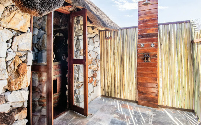 Eagle Tented Lodge & Spa Etosha