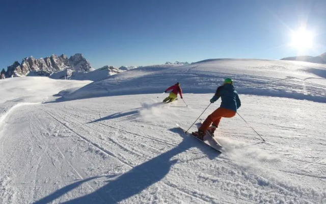 Colvago Col Di Luna – Dolomites National Park