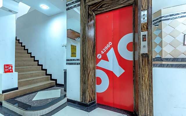 OYO 43960 Laksamana Executive & Boutique Hotel