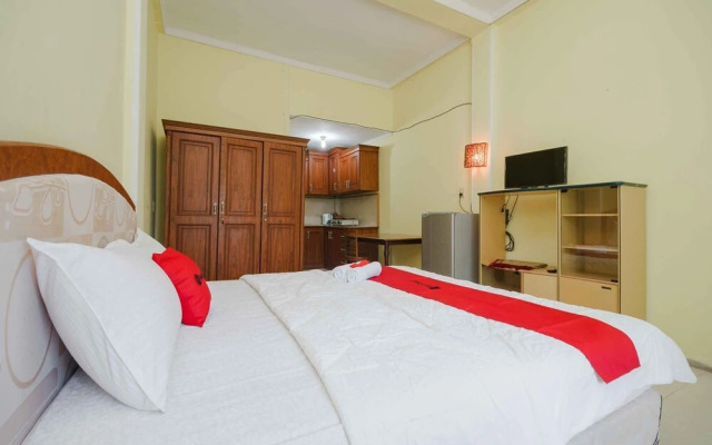 RedDoorz Plus Syariah @ Jalan Cut Nyak Dhien Aceh