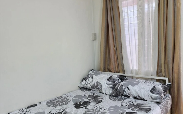 Serene 2BR Escape Poolside Bliss