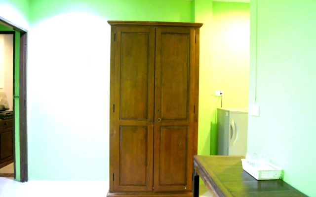 Enrico Hostel Patong