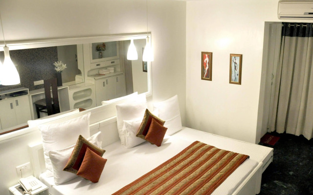 Hotel Arco Palace