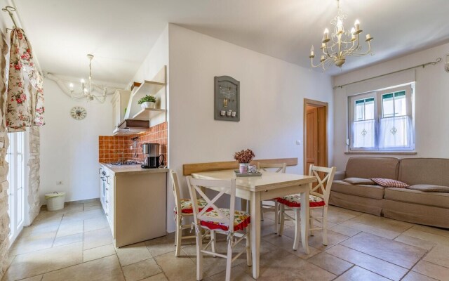 Amazing Home in Pula With Wifi and 2 Bedrooms