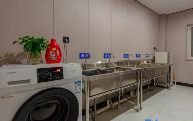 Shell Hotel (Huaibei Longhu Industrial Park)