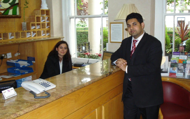 Nayland Hotel