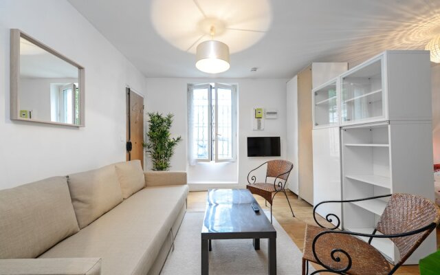 Beauty Accommodation For 4 People In Paris